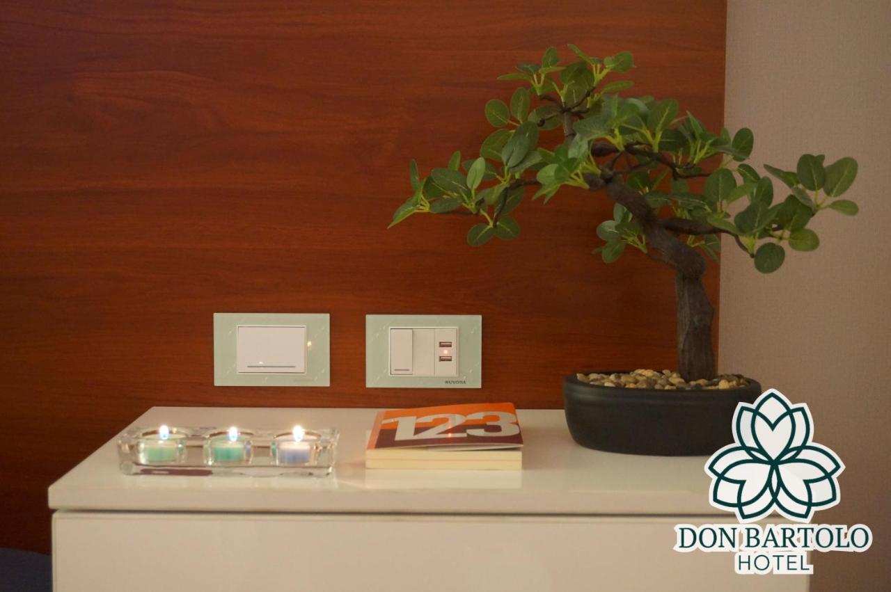 Hotel Don Bartolo Espinar Zewnętrze zdjęcie