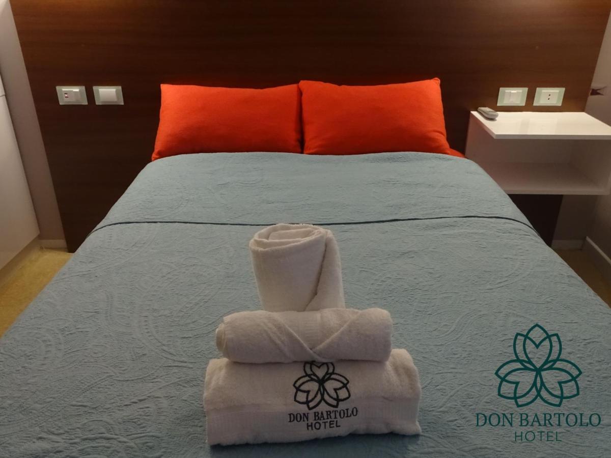 Hotel Don Bartolo Espinar Zewnętrze zdjęcie
